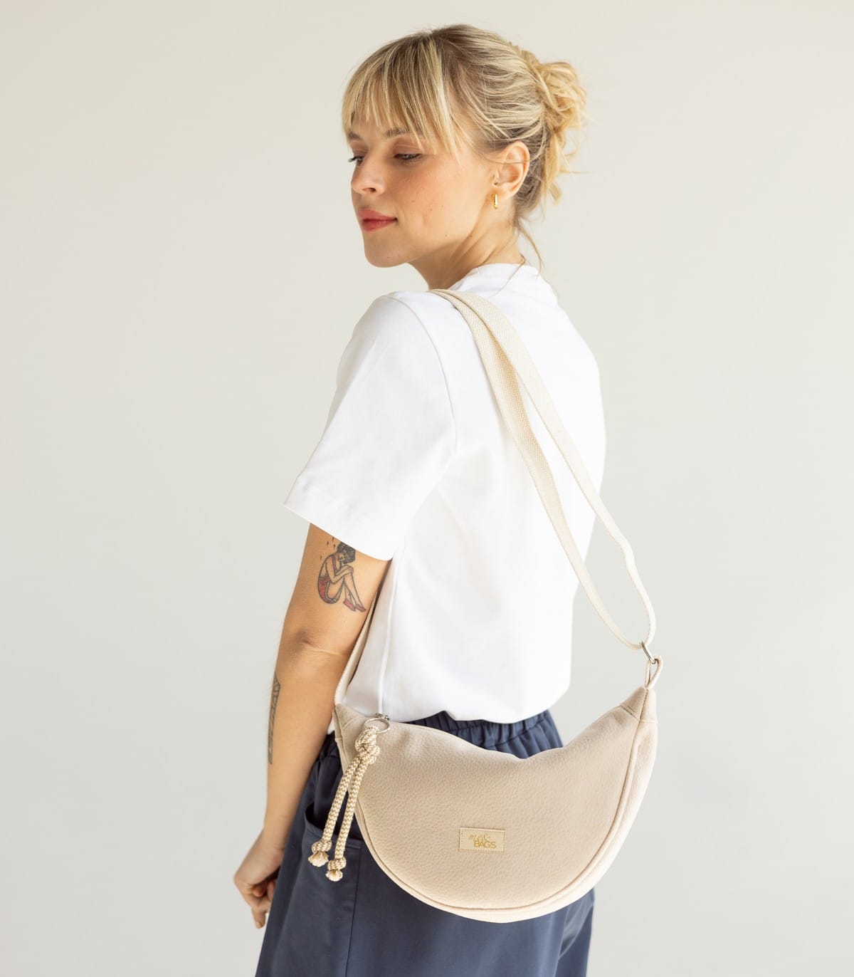 bum bag– Beige